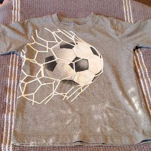 🍭Carter's 3T grey t-shirt with soccer ⚽️ ball